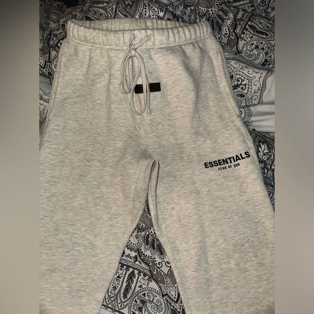Essentials fear of god sweatpants